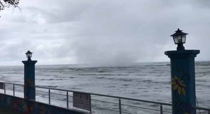 Düzce'de hortum dehşeti yaşandı!