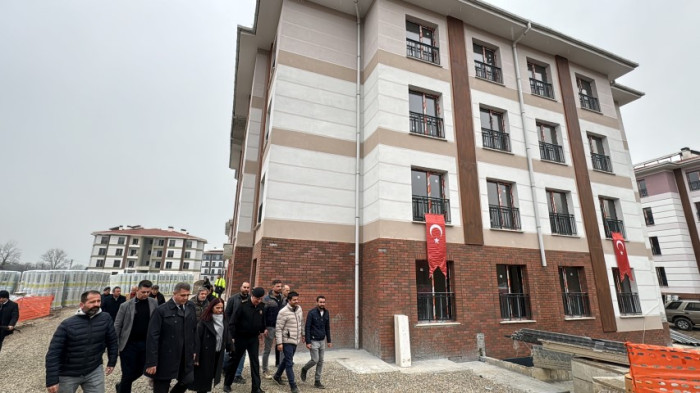 Düzce'de "İlk Evim, İlk İş Yerim" projesi mayıs ayında teslim edilecek