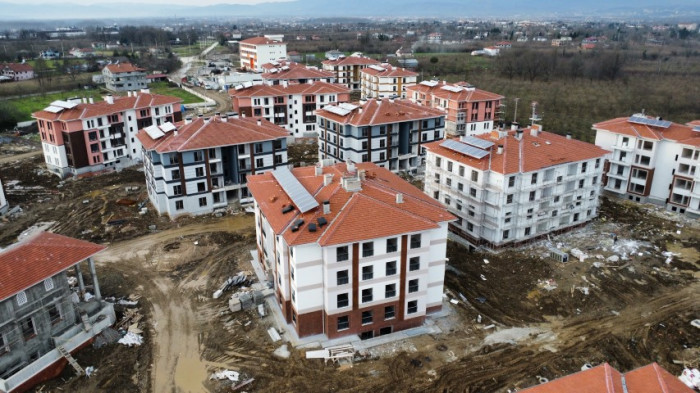 Düzce'de "İlk Evim, İlk İş Yerim" projesi mayıs ayında teslim edilecek