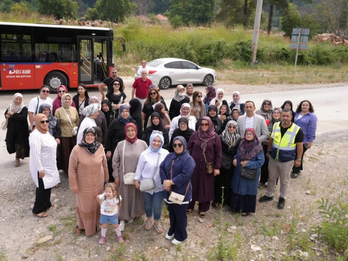 D&Uuml;ZCE BELEDİYESİ PROJELERİNİ KADINLARLA BULUŞTURUYOR