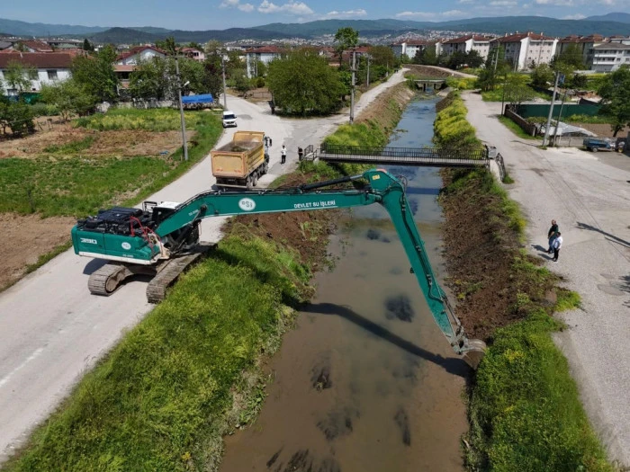 Karaca deresi temizleniyor