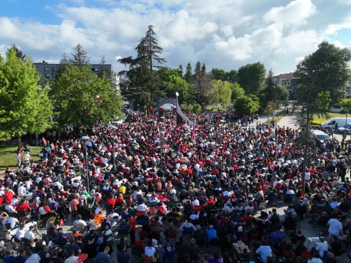 MİLLİ HEYECAN MİLLET BAH&Ccedil;ESİNDE YAŞANDI