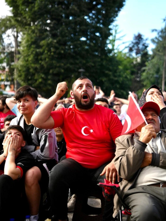 MİLLİ HEYECAN MİLLET BAH&Ccedil;ESİNDE YAŞANDI