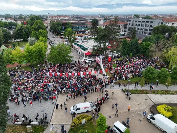 MİLLİ HEYECAN MİLLET BAH&Ccedil;ESİNDE YAŞANDI
