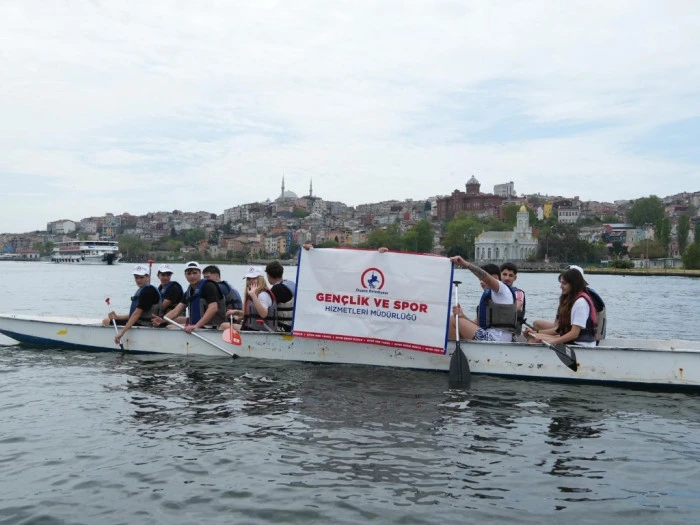 D&uuml;zceli gen&ccedil;lerden İstanbul&rsquo;da dolu dolu gezi ve spor etkinliği