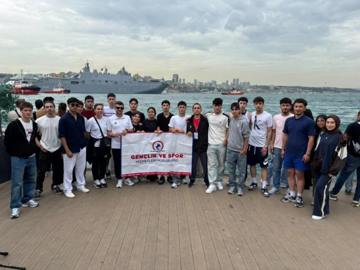 D&uuml;zceli gen&ccedil;lerden İstanbul&rsquo;da dolu dolu gezi ve spor etkinliği