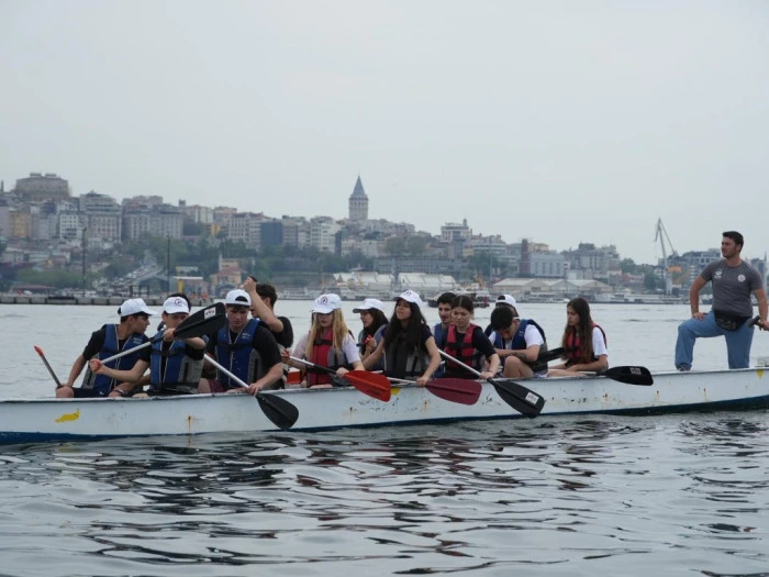 D&uuml;zceli gen&ccedil;lerden İstanbul&rsquo;da dolu dolu gezi ve spor etkinliği