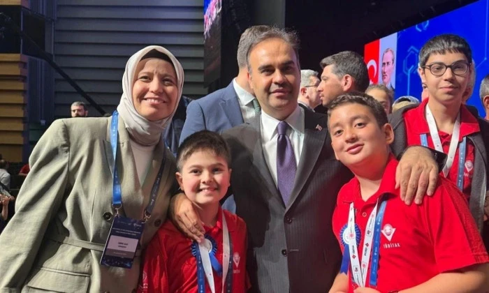 Düzceli öğrenciler Türkiye derecesi elde etti