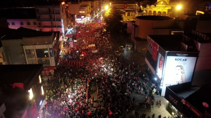 Düzceliler cumhuriyetin 1. Asrında yollara sığmadı