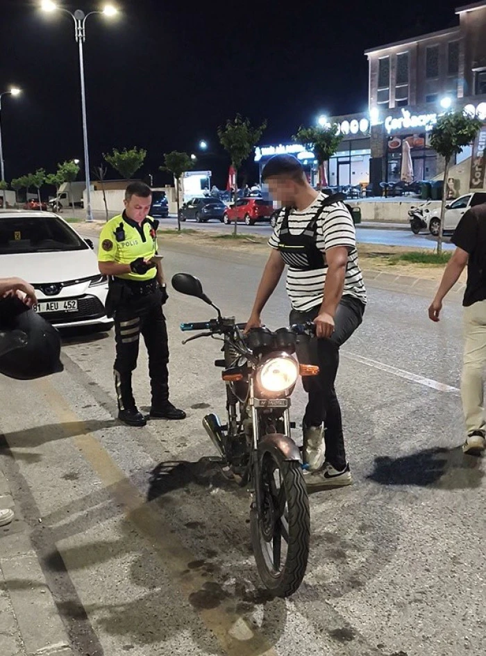 Uyarıları dikkate almayan sürücülere cezai işlem uyguladı