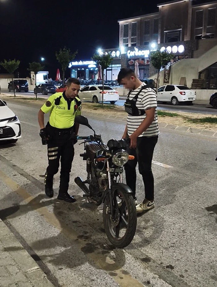 Uyarıları dikkate almayan sürücülere cezai işlem uyguladı