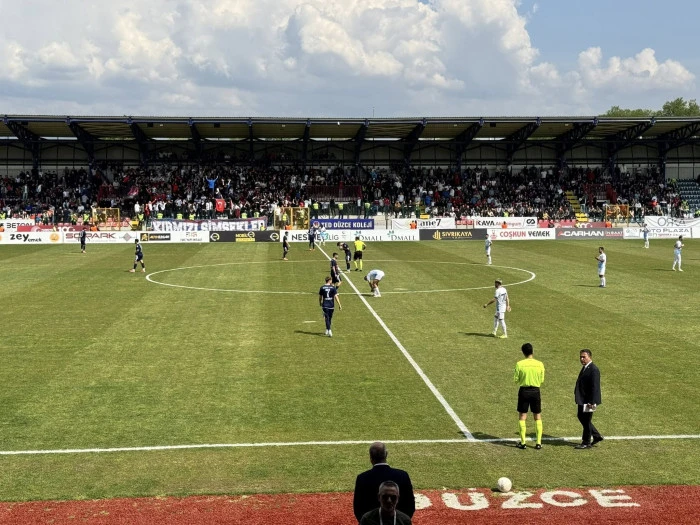  D&uuml;zcespor, K&uuml;tahyaspor ma&ccedil;ı 