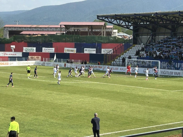  D&uuml;zcespor, K&uuml;tahyaspor ma&ccedil;ı 