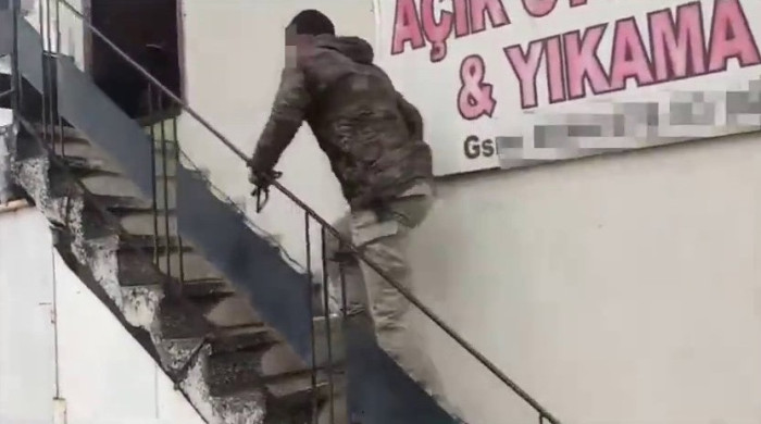 Eş zamanlı baskın yapıldı