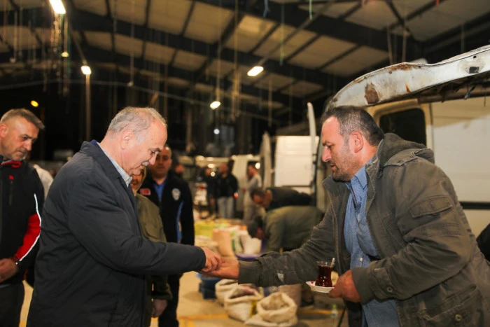 Kestane her pazar ve &ccedil;arşamba akşamı tezgahta