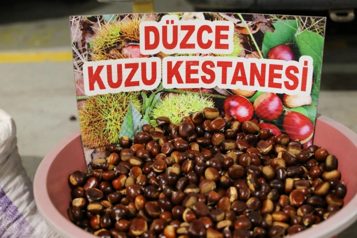 Kestane her pazar ve &ccedil;arşamba akşamı tezgahta