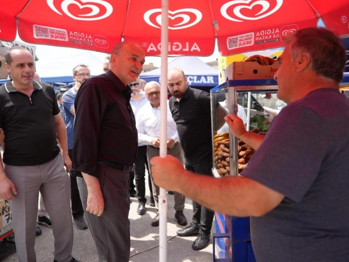&Ouml;ZL&Uuml; ESNAFLA BİR ARAYA GELDİ