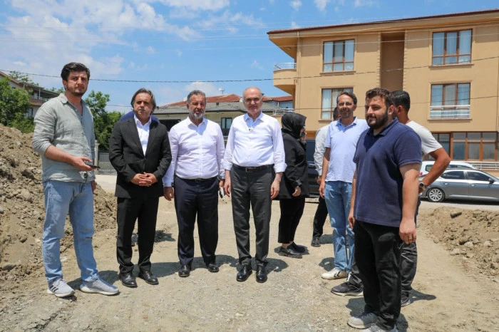 CEDİDİYE MEYDANI&rsquo;NDA &Ccedil;ALIŞMALAR HIZLA S&Uuml;R&Uuml;YOR