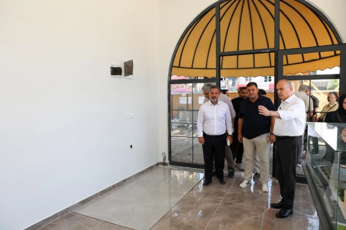 CEDİDİYE MEYDANI&rsquo;NDA &Ccedil;ALIŞMALAR HIZLA S&Uuml;R&Uuml;YOR