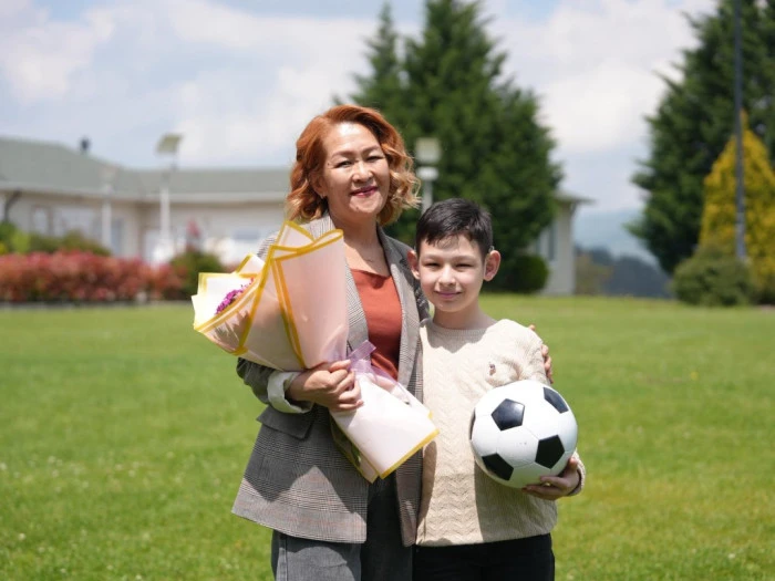 Sosyal yardım işlerinden annelere jest
