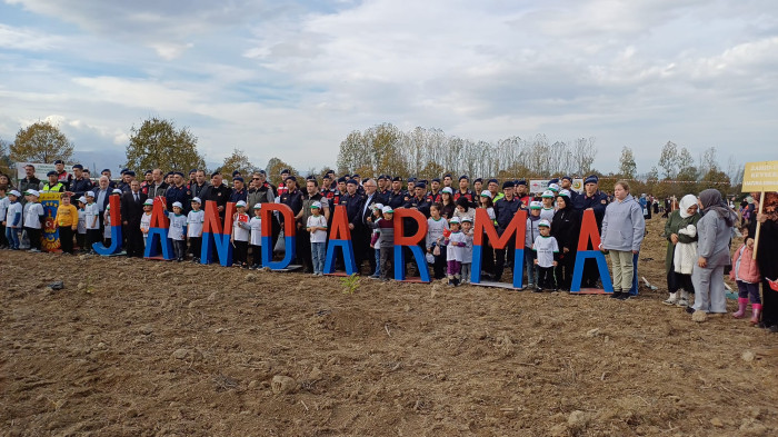 Fidanlar toprakla buluştu