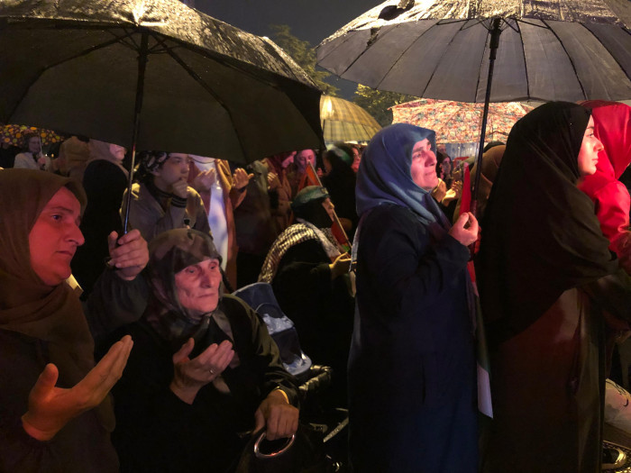 Filistin için gözyaşları sel oldu