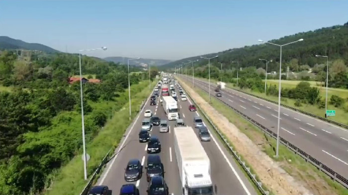 Bölge Trafik Ekiplerinin Yoğun Mesaisi Görüntülendi