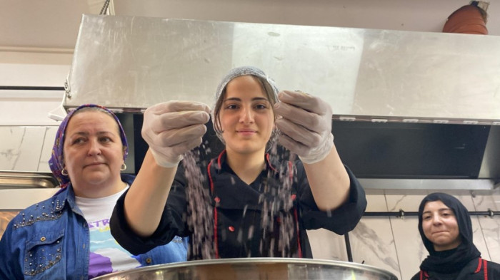 Geleceğin aşçıları siyah pirinç pilavını öğrendi