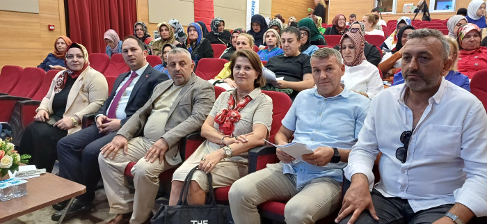 Hak-İş ev çalışanları için harekete geçti!