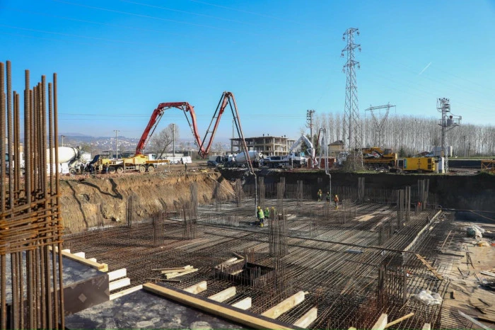 Otel yatırımı hızla ilerliyor