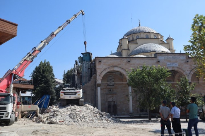 Hasan Günden “Kent Meydanı projesine uygun minarelerimiz olacak”