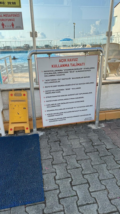 Haşemalı diye havuza almadılar..