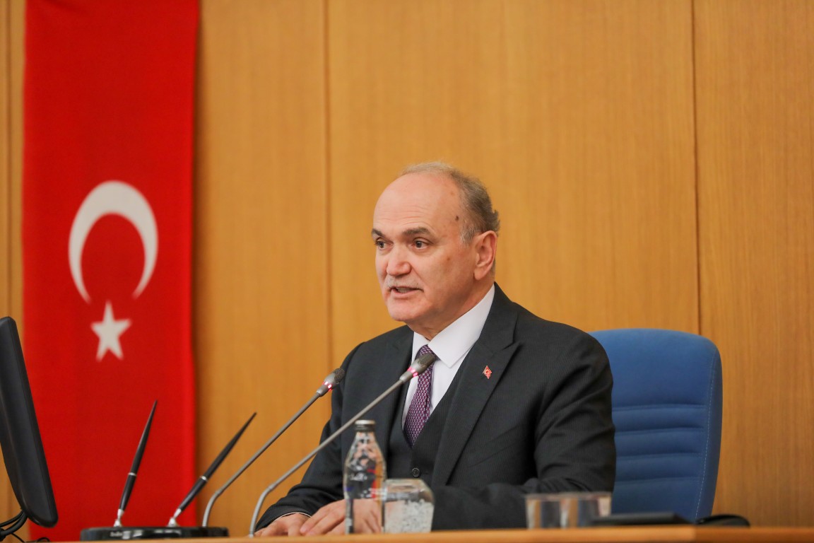 Siyasi kaoslara geçit vermeyeceğiz