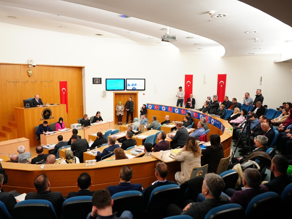 Siyasi kaoslara geçit vermeyeceğiz