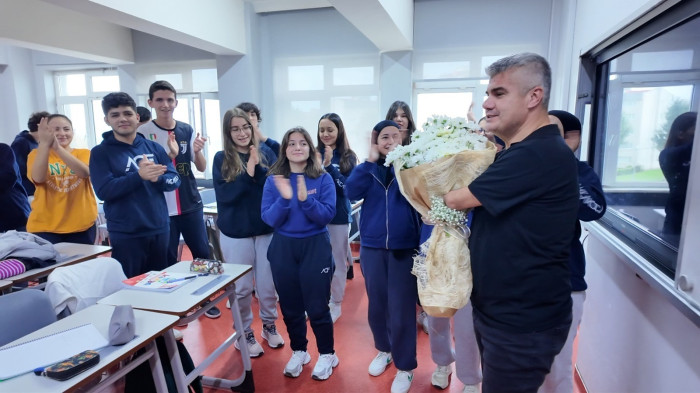 İsmail Ceylan öğretmene büyük sürpriz!