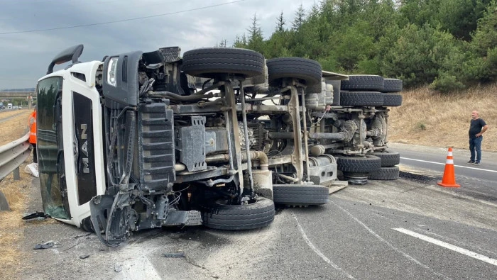Anadolu Otoyolu'nda Kaza