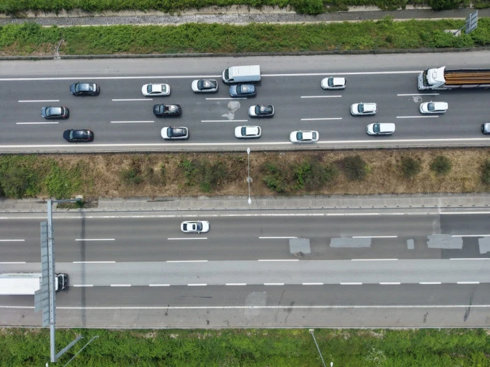 TEM Otoyolu'nun D&uuml;zce ge&ccedil;işinde bayram tatili yoğunluğu başladı