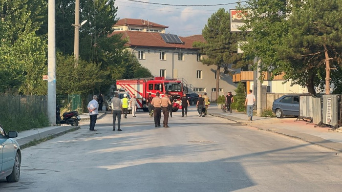 Kablolar koptu, 10 bin nüfuslu mahallenin elektriğini kesti