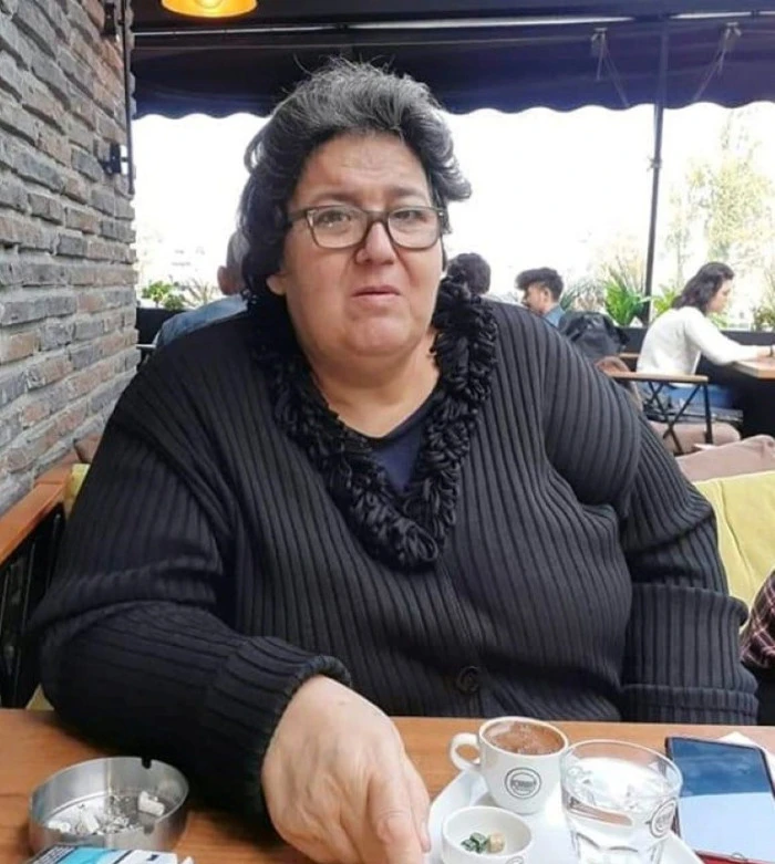 Yediği elma nefes borusuna ka&ccedil;an 45 yaşındaki g&uuml;venlik g&ouml;revlisi kadın 10 yıl &ouml;nce de oğlunu kazada kaybetmiş