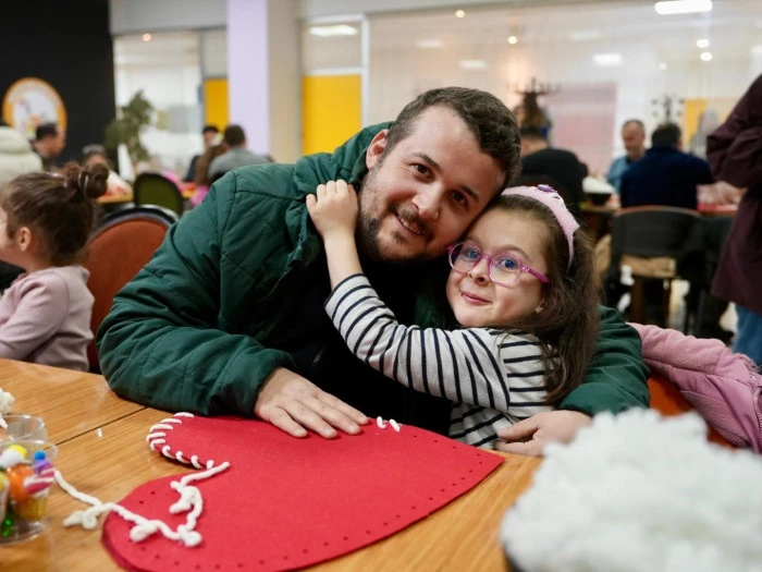 Bilim Merkezi'nde anne-&ccedil;ocuk at&ouml;lyeleri