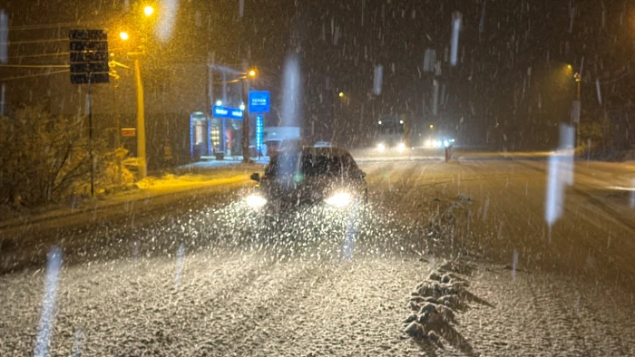 Kar yağışı aralıklarla devam ediyor