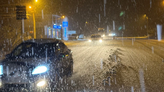 Kar yağışı aralıklarla devam ediyor