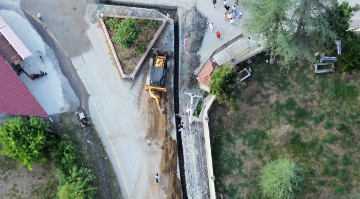 Yolu kapatan köylülerden doğalgaz tepkisi