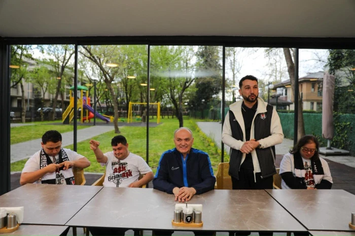 D&uuml;zce&rsquo;de Anlamlı Buluşma