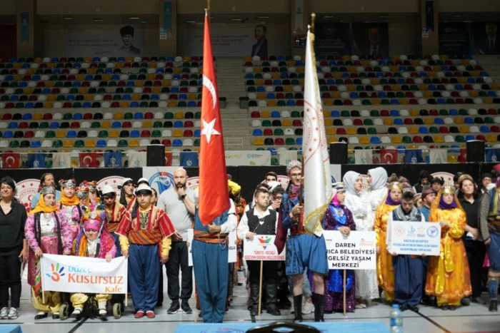 KUSURSUZ KAFE PERSONELİNDEN KUSURSUZ PERFORMANS