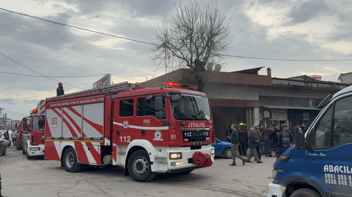 Düzce’de şarjda bırakılan matkap bomba gibi patladı!