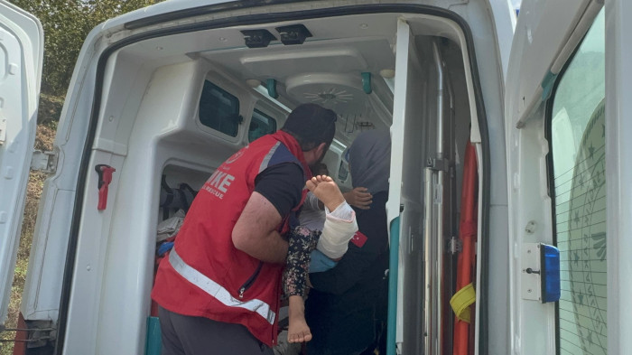 Minik kazazedeye özel ilgi! 