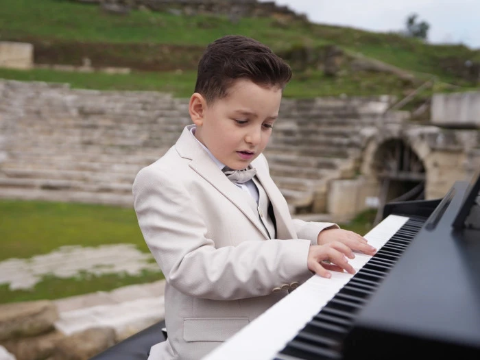 Tarih ve m&uuml;zik buluştu