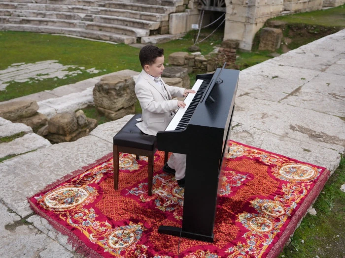 Tarih ve m&uuml;zik buluştu