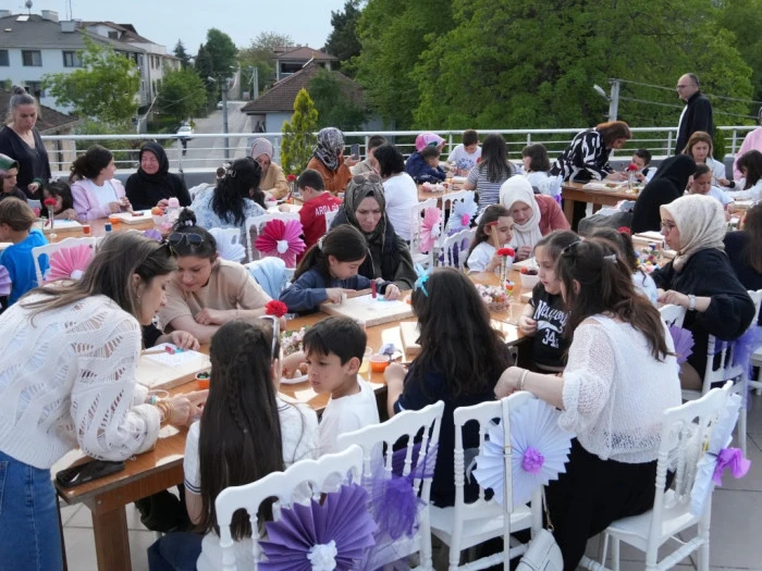 Annemle birlikte en g&uuml;zel g&uuml;n programı ger&ccedil;ekleştirildi